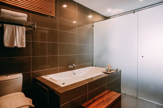 Granada Suite 4